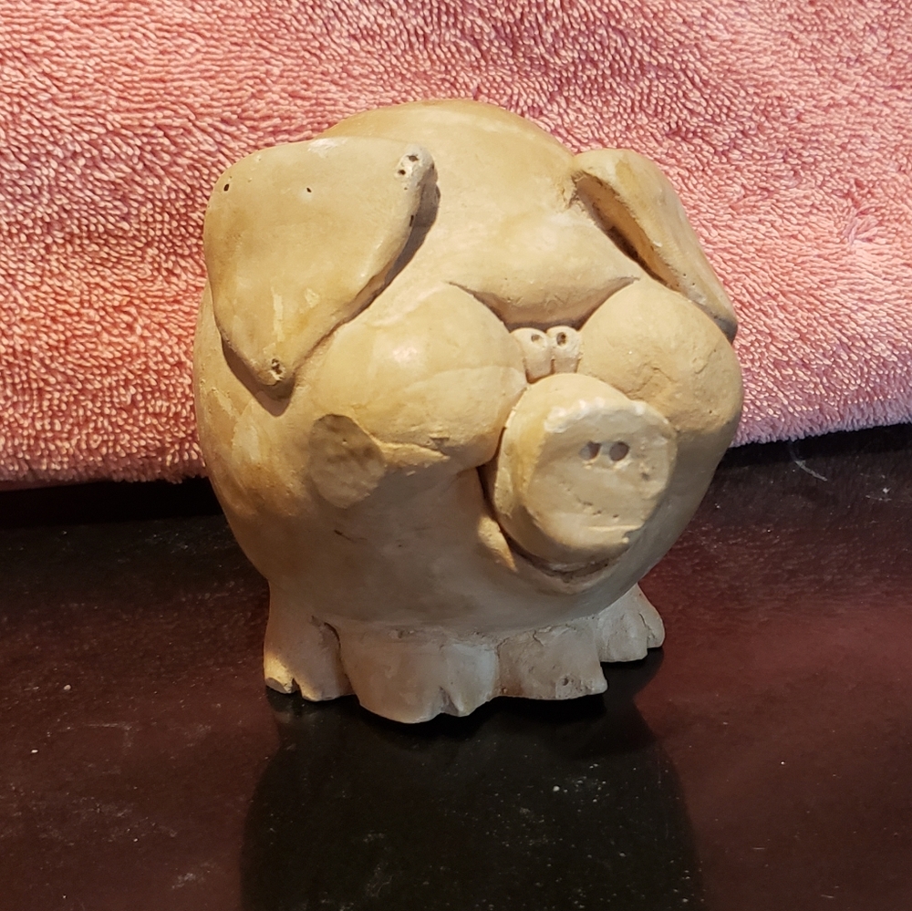 Vintage 1972 Hobbiest Ceramic Pig Figurine